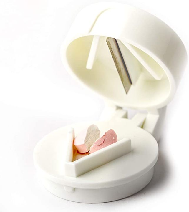 Multifunctional%204%20In%201%20Portable%20Round%20Tablet%20Pill%20Splitter%20Cutter%20Powder%20Pill%20Organizer%20-%20Image%206