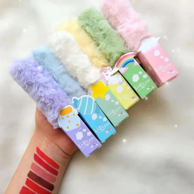 Huxia%20Beauty%20Pack%20Of%205%20One%20Cola%20balm,%20Love%20Gloss%20Blush,%20Bioaqua%20Concealer,%20Moji%20blush,%20Lamp%20Gloss%20With%20pouch%20%20For%20Girls%20And%20Women%20-%20Image%207