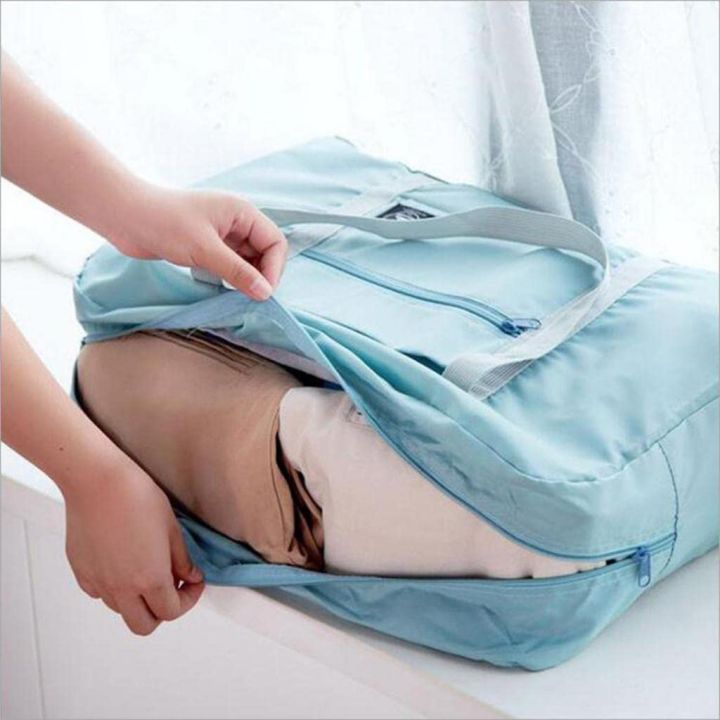 Foldable%20Travel%20Duffel%20Bag,%20Waterproof%20Lightweight%20Carry-on%20Bags,%20Suitable%20for%20Overnight,%20Holiday,%20Shopping,%20Weekends,%20Outing,%20Gym,%20Luggage%20Bag%20for%20Sports%20-%20Image%204