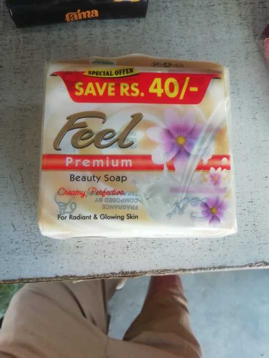 Feel%20soap%20in%20pack%20of%203%20%20Evens%20Skin%20Tone%7C%20Moisturizes%20For%20Dry%20Skin%7C%20Reduces%20Blemishes%7C%20-%20Image%203