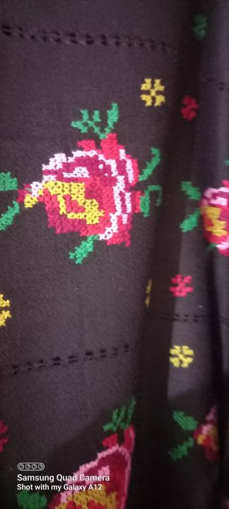 Black%20woolen%20shawl%20with%20crosstech%20hand%20emroidery%20Pure%20Woolen%20Shawl%20%7C%20Female%20Black%20embroidered%20shawl%20for%20Female%20%7C%20Slampur%20Woolen%20shawl%20%7C%20Swat%20Islampur%20woolen%20shawl%20%7C%20Best%20female%20woolen%20shawl%20%7C%20100%25%20pure%20woolen%20shawl%20-%20Image%205