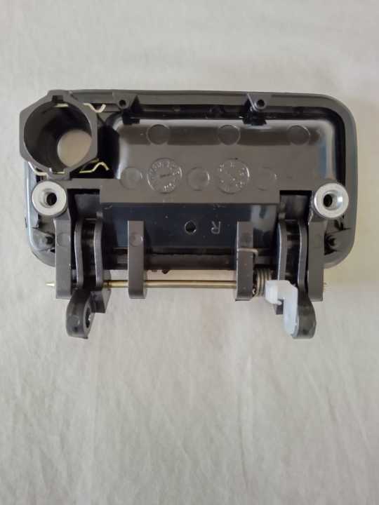 Front%20Door%20Handle%20(outer)%20Suzuki%20Cultus%20VXR/EFI%20(old%20model)%20-%20Image%205