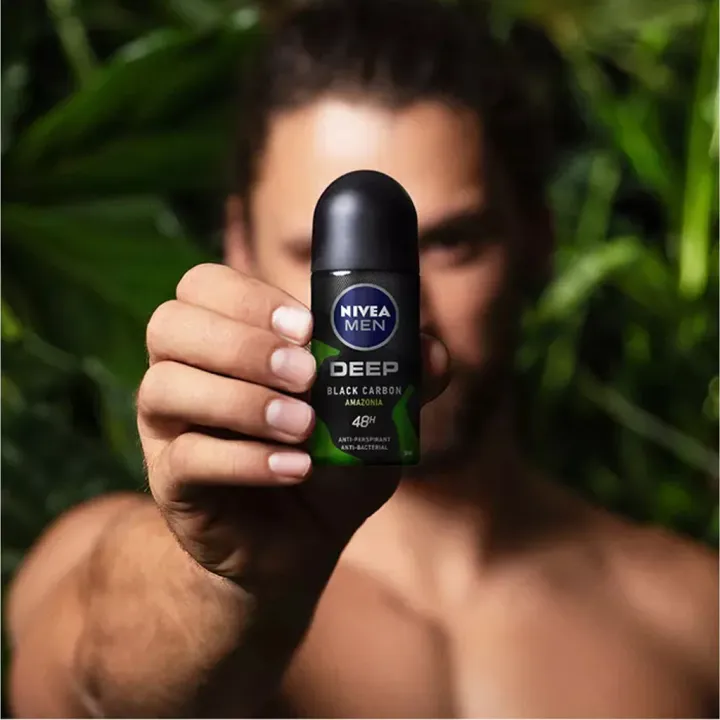 Nivea%20For%20Men%20Deep%20Amazonia%20-%20Black%20Carbon,%20active%20charcoal,%20Deodorant%20Roll-On%20Anti%20Perspirant,%2048h%2050ml%20-%20Image%203