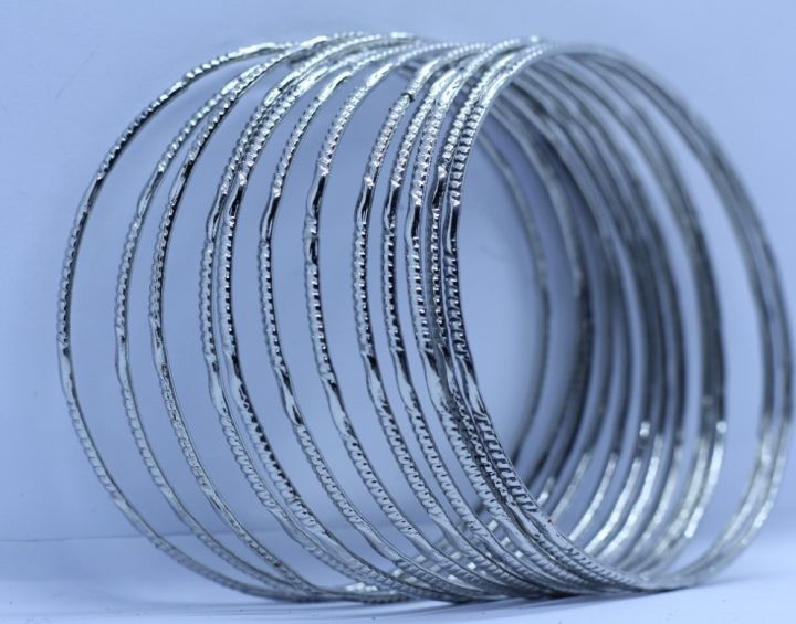 Silver%20metal%20bangles%20for%20girls%20Silver%20metal%20bangles%20for%20women,%20pack%20of%2012%20silver%20metal%20bangles%20for%20ladies%20available%20sizes%20are%202,%202.25,%202.50%20-%20Image%205