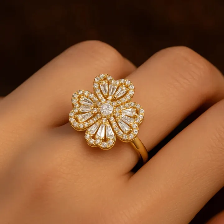 Stunning%20Clover%20Spinning%20Ring%20with%20Diamond%20Accents,%20Adjustable%20Size,%20Women's%20Fashion%20Jewelry%20-%20Image%205