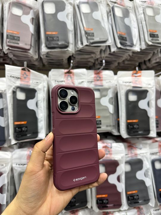Spigen%20Premium%20Silicone%20Case%20with%20Drop%20Protection%20and%20Grip%20for%20iphone%20%20X/Xs/Xs%20Max/11/11%20Pro/11%20Pro%20Max/12%20Pro/12%20Pro%20Max/13%20Pro%20Max/14%20Pro%20Max/15/15%20Pro/15%20Pro%20Max%20-%20Image%204