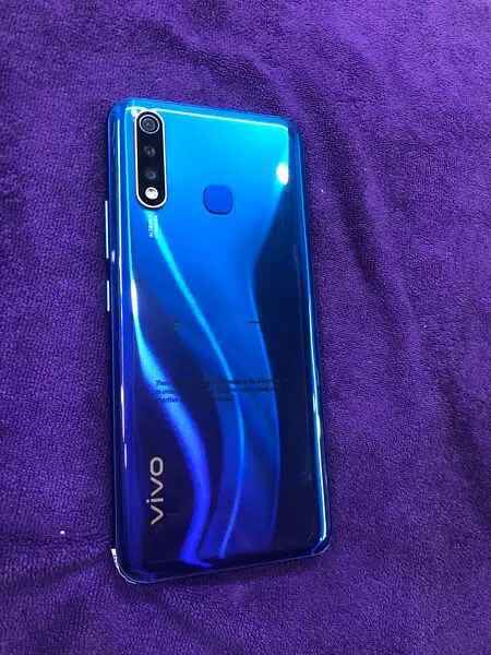 Vivo%20Y19%20(6GB%20RAM/128GB%20ROM)%20-%205000mAh%20Battery%20-%20Dual%20Sim%20Approved%20-%20Full%20Box%20with%20Fast%20Charger,%20Handsfree%20&%20Jelly%20Cover%20-%20Installments%20Mobile%20Phone%20-%20Image%206