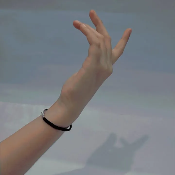 Lumen%20Hand%20Band%20For%20Both%20Girls%20And%20Boys%20Or%20Hand%20Band%20For%20Fashion%20-%20Image%206