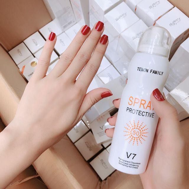 V7 Whitening Skin Fairness Sunscreen Spray Waterproof Deep Hydration
