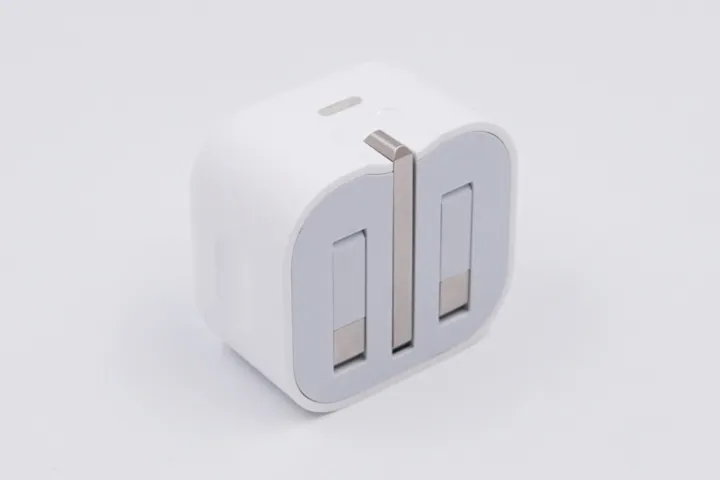 Apple%2020W%20USB-C%20Fast%20Charger%20/20W%20iPhone%20Fast%20Charger/%20Apple%20USB-C%20Power%20Adapter/%20Power%20Up%20Fast%2020W%20/USB-C%20Charger%20for%20iPhone%20-%20Image%203