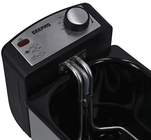 Geepas%203%20ltrs%20Deep%20Fryer%20with%20Stainless%20Steel%20Housing,%20GDF36015,%202%20Years%20Warranty%20-%20Image%206