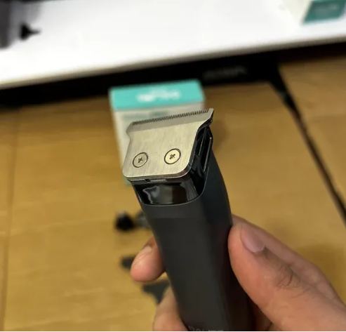 Best%203%20in%201%20Professional%20electric%20Hair%20Razor%20Cutter%20Trimmer%20machine,%203%20in%201%20Shaving%20Machine%20Super%20Grooming%20kit%20Shaver%20Clipper%20Nose%20Ear%20Hair%20Trimmer%20Body%20Shaver%20Type%20C%20-%20Image%204