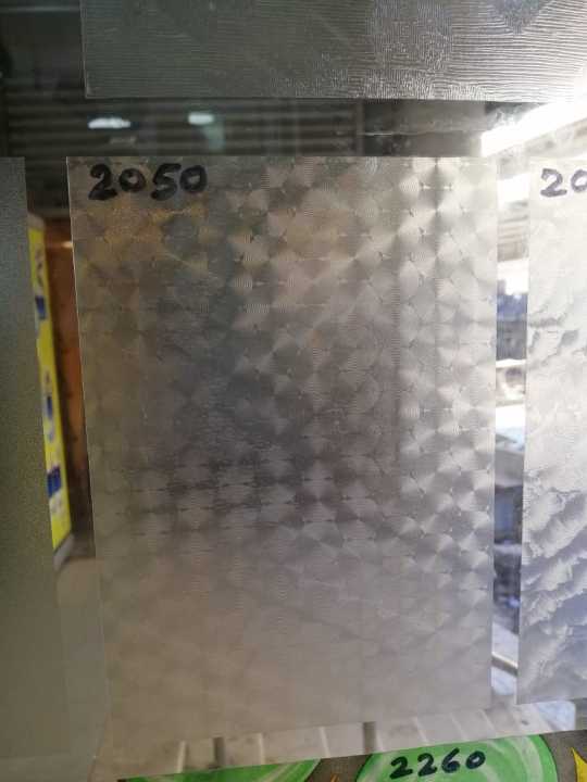 window%20glasspaper%20/%20glass%20door%20paper%20/%20glass%20paper%20/%20mirror%20paper%20/%20privacy%20film%20/%20Self%20Adhesive%20Waterproof%20Anti%20Oil%20and%20Heat%20Resistant%20Pvc%20Glossy%20Sticker%20for%20kitchen%20Available%20-%20Image%205