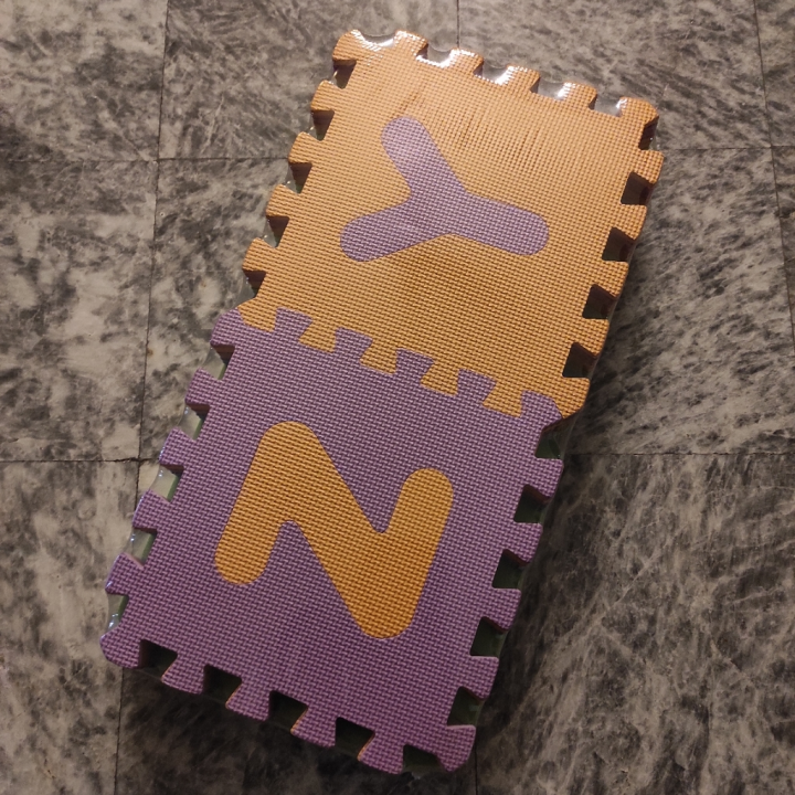 ABC%20Floor%20Mat%20For%20Kids%20Large%20Alphabets%20Mat%2030%20x%2030%20cm%20-%20Image%2010