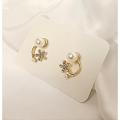 Pair of Earrings | Pearl and Gold Imitation | Stylish Jewellery for Women | Gifts | Accessories. 