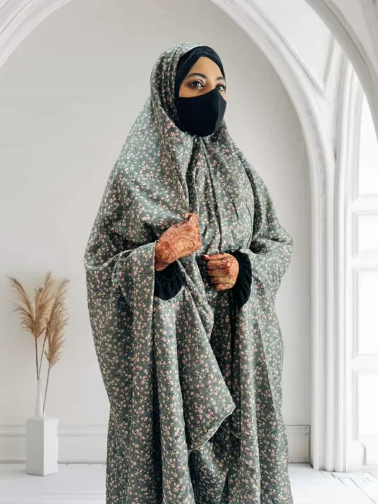 Namaz%20Chaddar%20With%20Seleves%20-%20Image%208