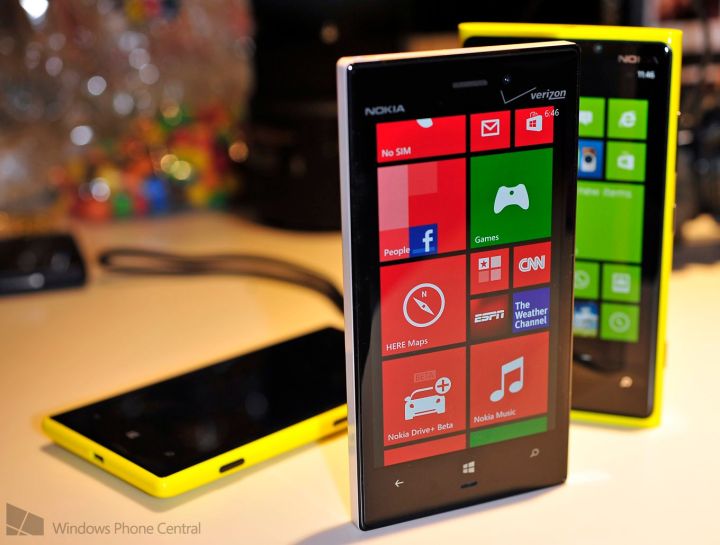 Nokia Lumia 928 Original Smartphone 📱 | 4.5" PureMotion HD+ AMOLED Display 📺 | 8.7MP PureView Camera with Xenon Flash 📸 | 32GB Storage | PTA Approved - Collector's Edition ✨