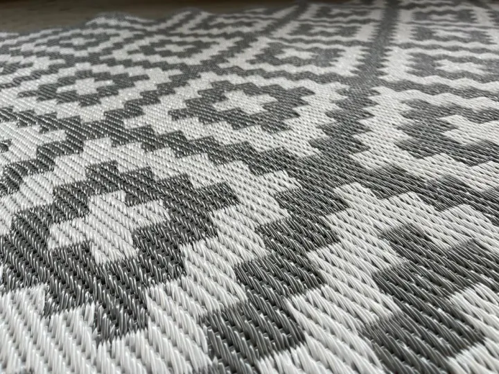 Plastic%20Mat,%20Probable%20Foldable%20Plastic%20Rug%20%7C%20Indoor/Outdoor%20Rug,%20Chitai%20Mat%20(5'%20x%208')%20-%20Image%203