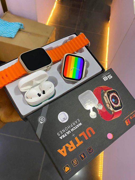 Series%208%20Smart%20Watch%20S8%20Ultra%20TWO%20Straps%20With%20Bluetooth%20Earphones%20Gift%20Smartwatch%20-%20Image%206