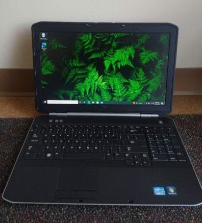 Dell E5520 2nd Generation laptop, core i3 Processor with 4GB Ram with 160GB Hard drive
