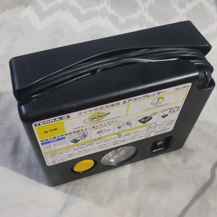 TERRA-S%20Car%20Air%20Compressor%20Tire%20Inflator%20Auto%20Air%20Pump%20800Kpa%2012V%20DC%20Portable%20-%20Image%202