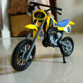 Extreme sports bike toy for kids (boys and girls) 2 bikes and Extra bikes Accessories). 