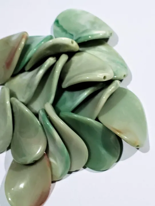 Pack%20of%2040%20gms%20Green%20Marble%20Curved%20Oval%20Acrylic%20Plastic%20Beads.%20Versatile%20for%20DIY%20Jewelry,%20Craft%20Projects,%20Dress%20Accessories,%20Home%20Decorative%20Ideas.%20-%20Image%205