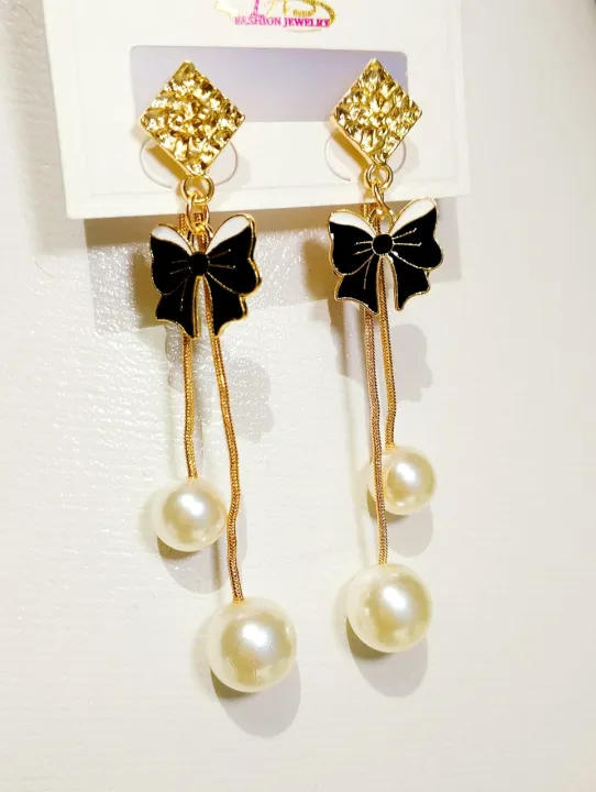 Choose%20Your%20Own%202%20in%201%20Fashion%20Earrings%20%7C%20Trendy%20Gold-Tone%20Earrings%20Set%20for%20Girls%20&%20Women%20-%20Image%203