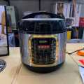 Electric pressure cooker / German Lot Imported Pressure Cooker 5L. 