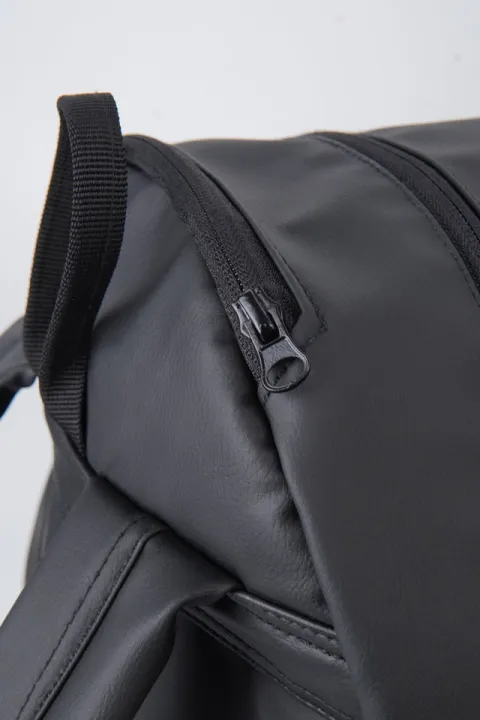 Backpack%20-%20Black%20-%20Image%204