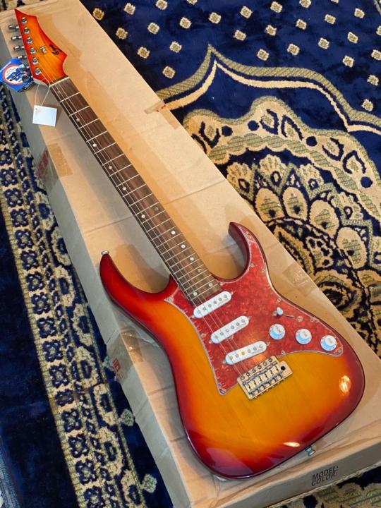 Electric%20Guitar%20+%20FREE%20Mini%20Amplifier%20%20%F0%9F%96%A4%20%20(10%20in%20one%20Offer%F0%9F%8E%B8)%20Biggest%20Offer%20(%20Branded%20Guitars%20)%20Original%20Pics%20-%20Image%204