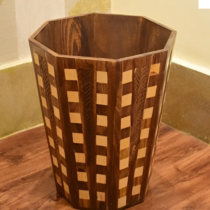 Handcrafted%20Wooden%20Check%20Design%20Dustbin%20%7C%20Decorative%20Waste%20Bin%20for%20Room,%20Kitchen,%20and%20Office%20%7C%20Touch%20of%20Style%20for%20Kitchen,%20Office,%20or%20Living%20Room%20%7C%20waste%20bin%20large%20for%20kitchen%20%7C%20Decorative%20dustbin%20-%20Wooden%20basket%20%7C%20Hadi%20wood%20crafts%20-%20Image%203