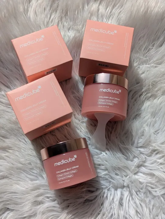 Medicube%20Collagen%20Jelly%20Face%20Cream%20%7C%20Korean%20Anti-Aging%20Moisturizer%20with%20Hydrolyzed%20&%20Soluble%20Collagen%20%7C%20110ml%20-%20Image%203