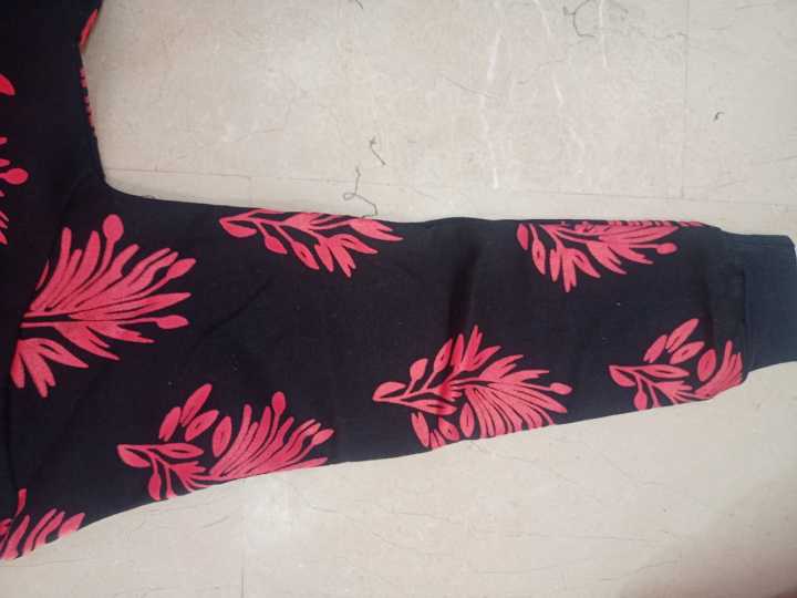 Red%20and%20Black%20Zipper%20Jacket%20-%20Image%206