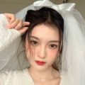 Bridal veil headwear Wedding Hair Accessories Veil headdress, super fairy forest, short net celebrity photo props, pearls, double butterfly mesh, simple travel veil. 