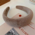 Retro Women Elegant Fluffy Hairband For Women Girls Sweet Hair Decorate Headband Plush Hair Hoop Hair Band. 