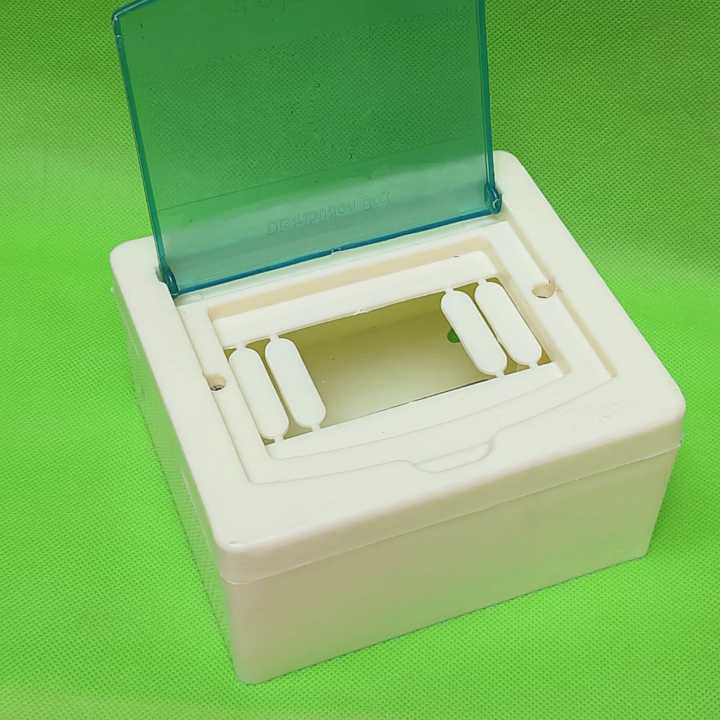 Electrical%20Distribution%20Box%206%20Ways%20Circuit%20Breaker%20Box%20Wall%20Mounted%20Open%20Box%20-%20Image%206