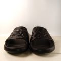 -L-V- Mens Slippers / Slides (Black). 