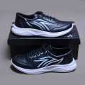 sports shoes for mens High quality Light weight. 