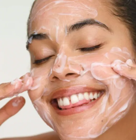 Wishful%20Yo%20Glow%20AHA%20&%20BHA%20Enzyme%20Scrub%20-%2020ml%20-%20Original%20-%20Image%204