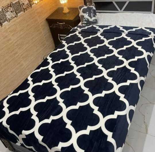 Single%20Bed%20Fleece%20Soft%20Blanket%20AC%20Blanket%20-%20Image%208