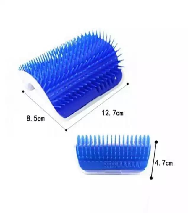 Cats%20Self%20Massage%20Scratch%20Post%20With%20Catnip%20-%20Image%204