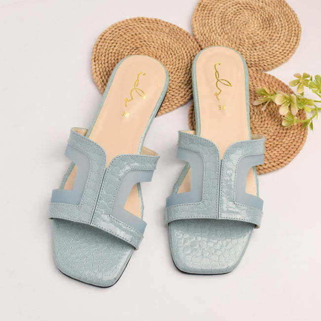 Women%20Fashion%20Luxurious%20Croc%20Curves%20Style%20Flat%20Slippers,%20Sandal%20Perfect%20for%20Summer%20Wear%20-%20Comfortable%20and%20Stylish%20for%20Any%20Occasion%20White,%20Sky%20Blue%20-%20Image%206