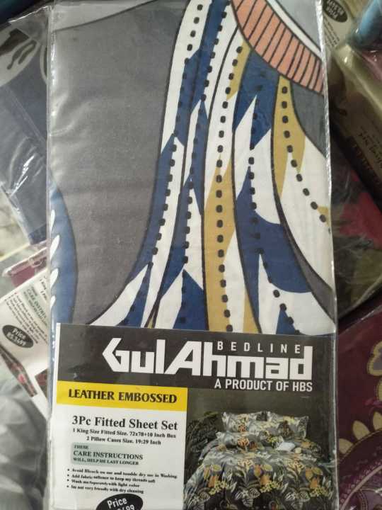 Premium%20Microfiber%20Printed%20Fitted%20Sheet%20(72*78=12)%20%E2%80%93%20Soft,%20Stretchable%20&%20Wrinkle-Free!%20-%20Image%203