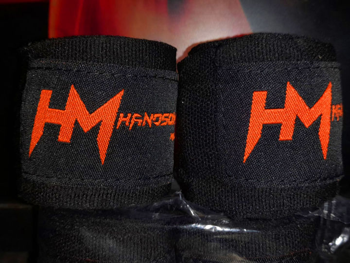 Boxing%20Full%20Set%20Kit%20for%20Adults-Pack%20Of%205%20With%20Focus%20Pad%20mouth%20Gard%20Boxing%20Gloves%20hand%20wrap%20for%20Adults%20Mens%20Boy%20Girls%20Women.%20-%20Image%205