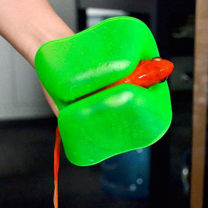 Anti Slip Smell Stab Resistant Fishing Glove Catch Fish Hand Protection Device