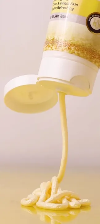 Atirah%2024K%20Gold%20Face%20Wash%20%7C%20Brightening%20Facewash%20Illuminating%20&%20Deep%20Cleansing%20Face%20Wash%20for%20Oily,%20Dry%20&%20All%20Skin%20Types%20(100ml)%20-%20Image%203