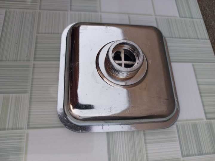 Jet%20Shower%20chrome%20For%20Bathroom%20High%20Pressure%20A.B.S%20Material%20Plastic%20with%20joining%20nut%20-%20Image%204