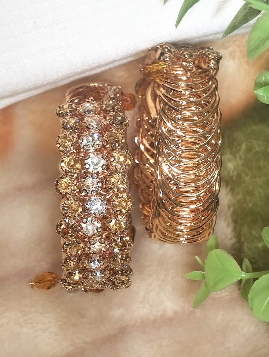 Gold-Plated%20Zircon%20Kundan%20Bracelet%20%E2%80%93%20Traditional%20Bridal%20&%20Festive%20Jewelry%20for%20Girls%20%7C%20Fashion%20Gift%20-%20Image%206