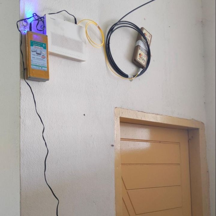 WiFi%20Router%20Power%20Bank%2012v%20Volts%20Special%20Plus%20UPS%20Technology%2020000%20plus+%20mAh%206%20to%2012%20Hours%20Guaranteed%20Backup%20Tp%20Link-Tenda-PTCL%20And%20Other%20Fiber%20Dvice%20Fiber%20Base%20Router%20-%20Image%203